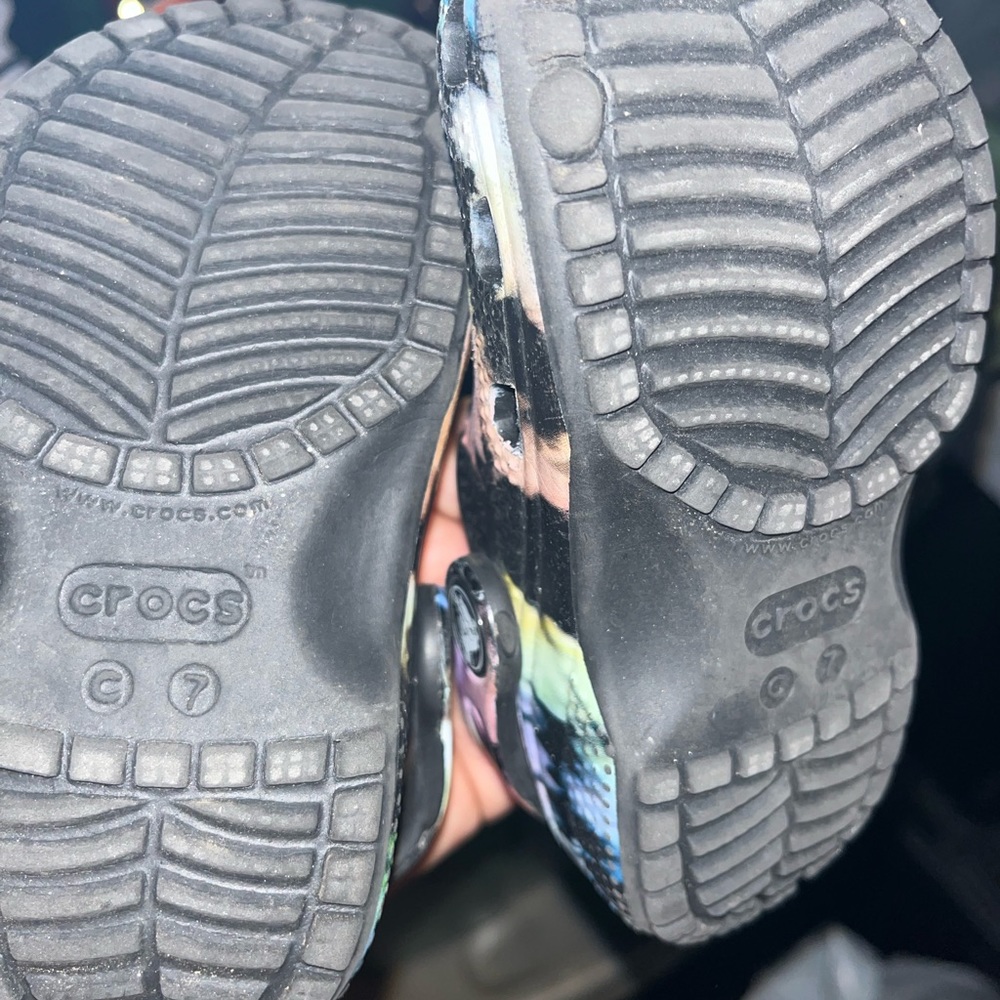 crocs - Picture 2 of 2